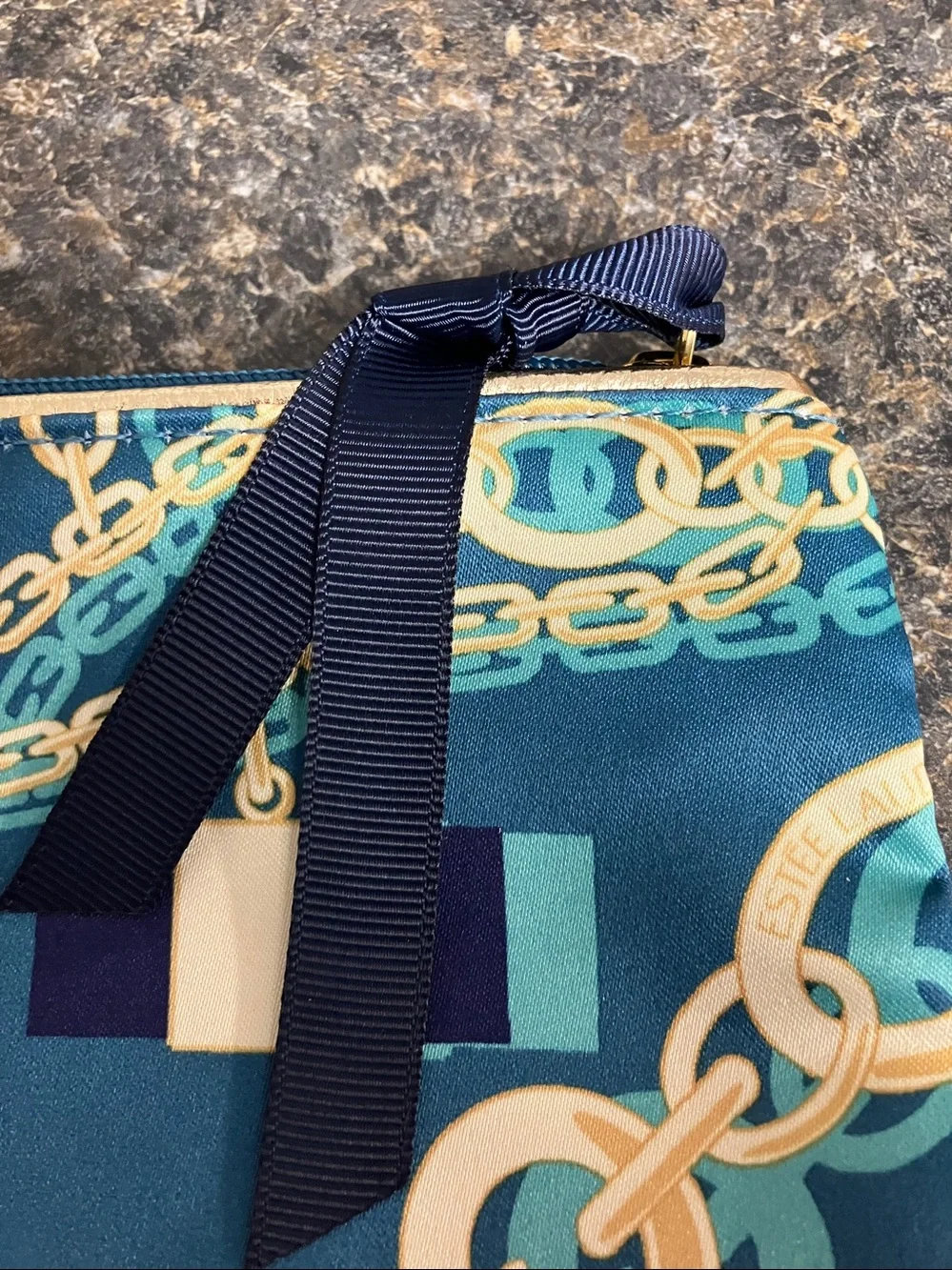 3/$15 ❤️ nwot zippered makeup bag